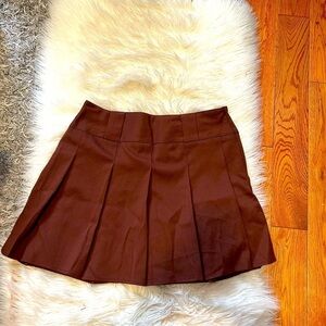 Brown skirt